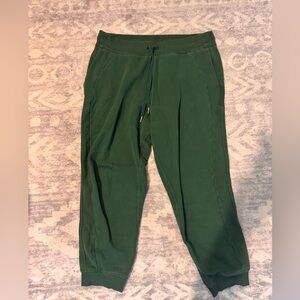 Lululemon Women’s Scuba Joggers